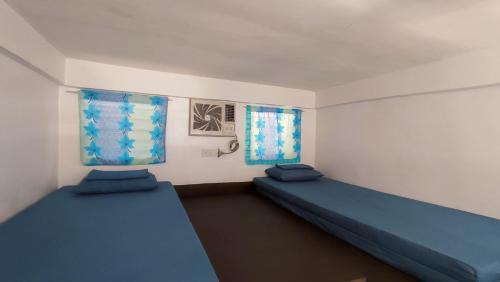 Coron Town Proper Hotel | Ezekiel Transient House