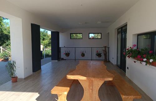 Jand House | Fórizs Vendégház