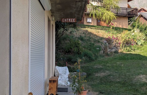 Albiez-Montrond Apartment | F1 mezzanine 5 people maximum - Bright - View of the Aiguilles d'Arves mountains