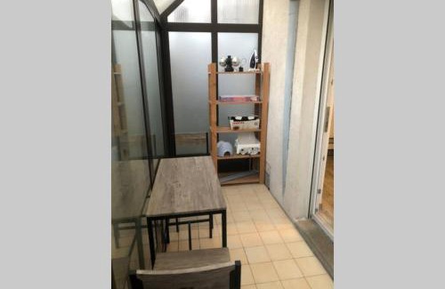 La Ferte-Saint-Aubin Apartment | F2 au pied du château et à 15min de Center Parc