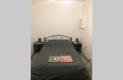 La Ferte-Saint-Aubin Apartment | F2 au pied du château et à 15min de Center Parc