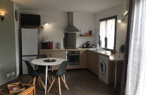 Bastelicaccia Apartment | F2 comfortable villa ground floor, near the sea. Ideal for couples