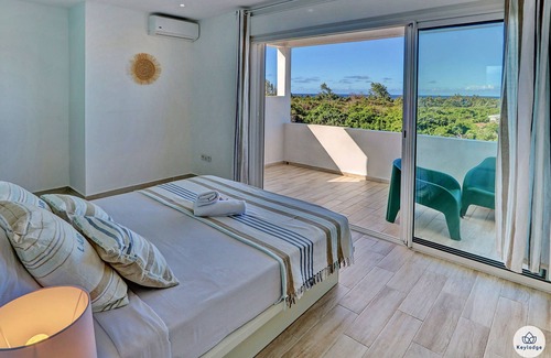 Saint-Andre Villa | F6 – Villa Alice*** – Swimming Pool – St-André