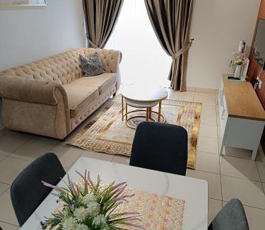 Kota Warisan Apartment | FA Homestay Alanis, Near KLIA