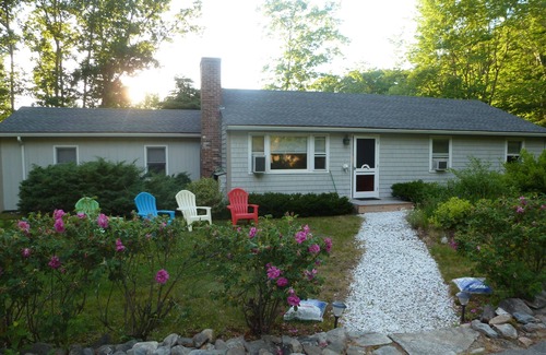 Cape Porpoise House | Fab Sunny Kennebunkport home ,7Mins.beach,Openings for Summer 2024, 365 per nite