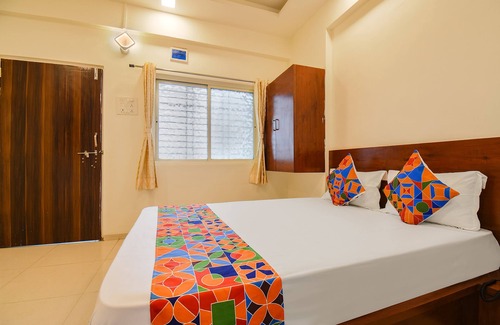 Pune Hotel | Fabexpress Relax Inn Ii