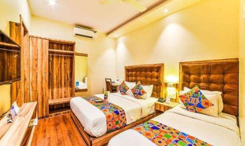 Sakinaka Hotel | FabHotel Ascot International II - Nr Mumbai International Airport