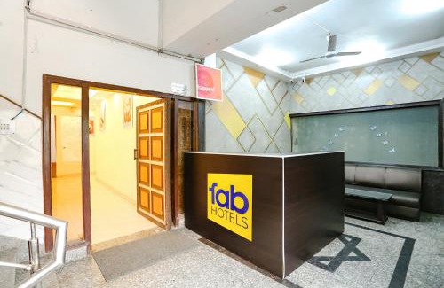 Wazirpur Hotel | FabHotel F9 NSP - Near Pacific Mall Pitampura