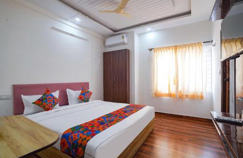 Koramangala Hotel | FabHotel HSR Gateway