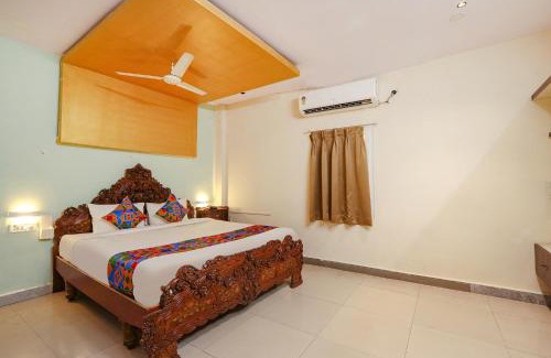 Lakdi Ka Pul Hotel | FabHotel Maruthi Residency - Nr Lakdikapul Metro Station