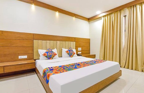 Ahmedabad Hotel | Fabhotel Prime Metro Inn