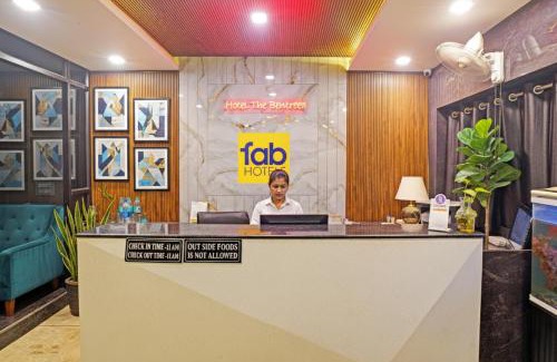 Maharana Pratap Nagar Hotel | FabHotel The Bentree - MP Nagar