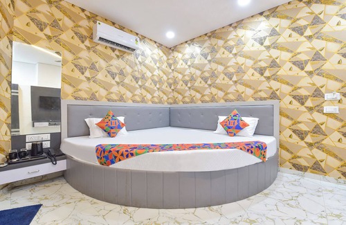 Chandkheda Hotel | FabHotel The Gagan Palace