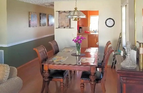Gulfport Condo | Fabulous fully furnished, fully stocked 2-bedroom corner apartment in Gulfport
