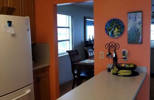 Gulfport Condo | Fabulous fully furnished, fully stocked 2-bedroom corner apartment in Gulfport