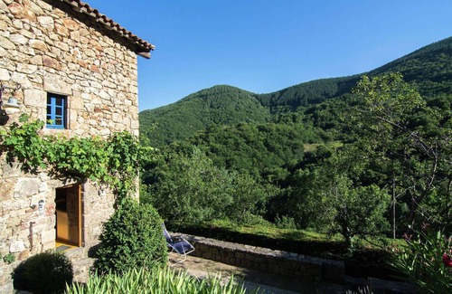 Juvinas Apartment | Fabulous holiday home with mountain views