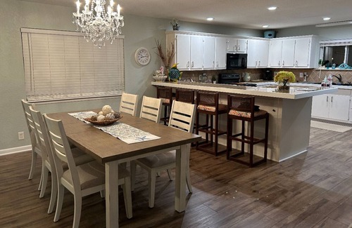 Crystal Beach Cabin | Fabulous open concept cabin sleeps 12 on Bolivar Peninsula