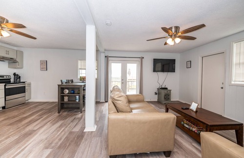 Cedar Lane House | Fabulous Views, Updated, Minutes to ICW & Beach