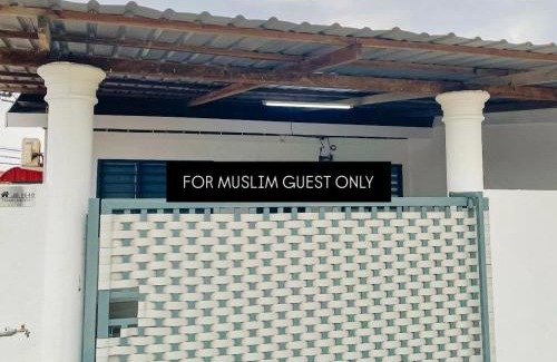 Jasin House | Fadzly Homestay D'Jasin