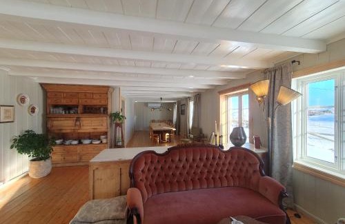 Vaga Municipality House | Fagerstrand, storhytte ved Bygdin i Jotunheimen