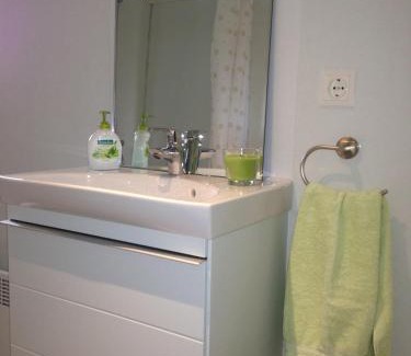 Hvolsvollur House | Fagrahlíd Guesthouse