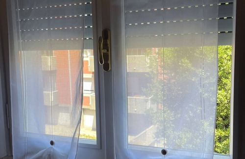 Sud-Ovest House | Fair-Nemo: Fair area room, good connections, free easy parking.