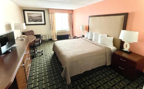 Wickliffe Hotel | Fairbridge Hotel Cleveland East