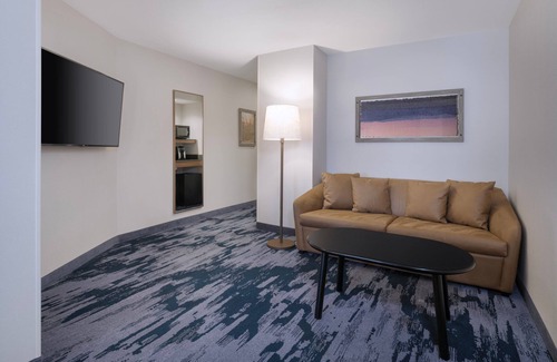 Denton Hotel | Fairfield Inn and Suites by Marriott Denton
