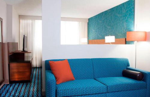 Second Ward Hotel | Fairfield Inn & Suites by Marriott Charlotte Uptown