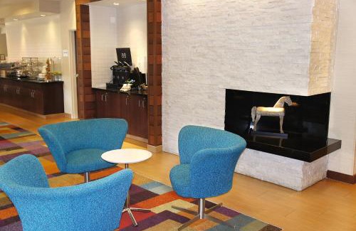 Park Central Hotel | Fairfield Inn & Suites Dallas Park Central