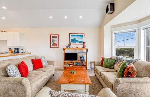 Newport House | Fairhaven - Wakefield House & Applegate House