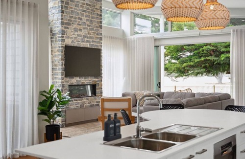 Goolwa South House | Fairview Greens, WIFI, on Golf Course