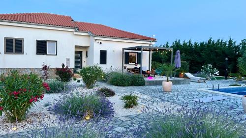 Paljuv Apartment | Fairyland Villa 150qm für 8pax