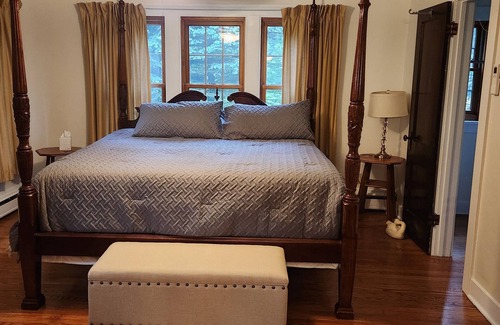 Wheeler Other | Fall color/holiday Historic 40 A Farm Llama encounters, chef service near Lake
