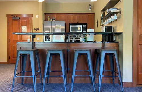 Olympic Valley Condo | *FALL SALE! * $275 off any 5 night stay Thru October