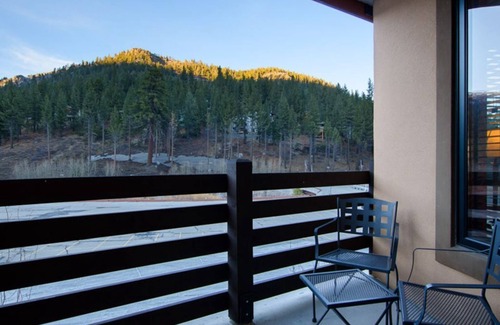 Olympic Valley Condo | *FALL SALE! * $275 off any 5 night stay Thru October