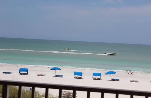 Indian Shores Condo | 🏖🏝Fall SPECIALS minivans at airports to use