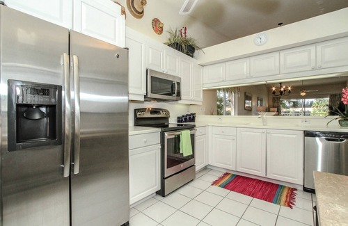 Naples Condo | Falling Waters-Largest Resort Style Swimming Pool in Naples! 5 miles to 5th St.