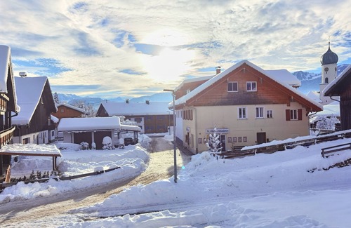 Sonthofen Apartment | Familien-apartment "sunshine" im Allgäu. Ideal für Wintersport und Wandern