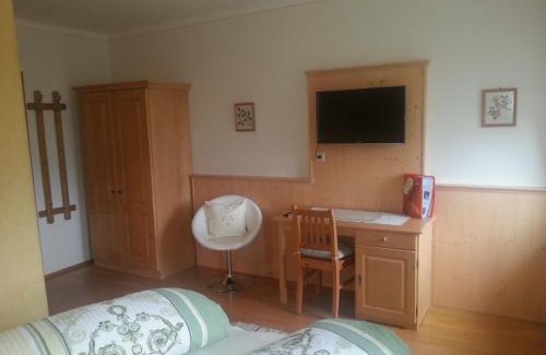 Steinakirchen am Forst House | Familienbauernhof Strassbauer