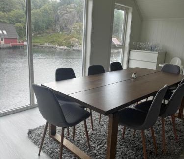 Rolvsnes House | Familierorbu på Bømlo, Family rorbu on Bømlo