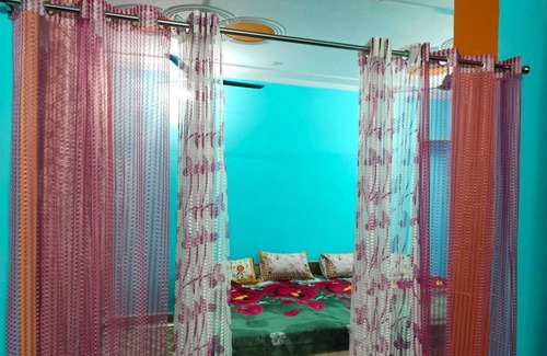 Panch Batti Cottage | Family atmosphere Guest Room With Double Bed + Single Bed With Cooling Duckting