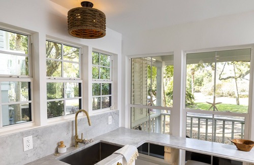 Isle of Palms Cottage | Family Beach Cove.