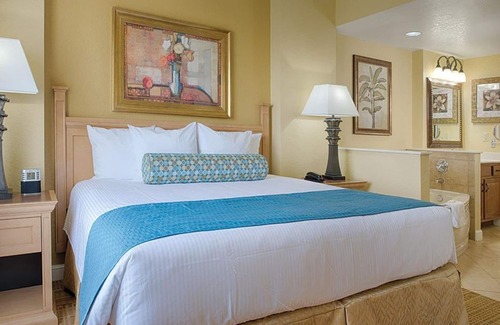 Lake Buena Vista Resort | Family Bliss: 2BR Dlx inside Disney Gates, Lazy rivers, Parks