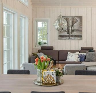 Sjusjoen House | Family Cabin With Two Units At Sjusjøen