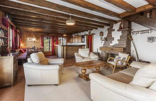 Caux House | Family chalet with views of the Alps and lake, above Montreux in Caux