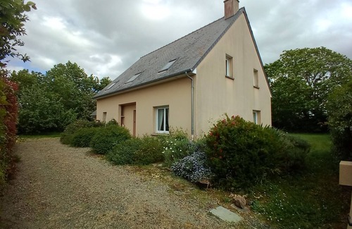 Dragey-Ronthon House | FAMILY COTTAGE in the bay of M'ont St Michel