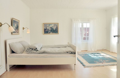 Nome Other | Family Farm. Green fields, forests. Child friendly.