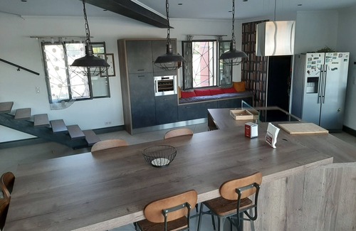 Althen-des-Paluds House | Family farmhouse with pool in the heart of Provence 15 minutes from Avignon