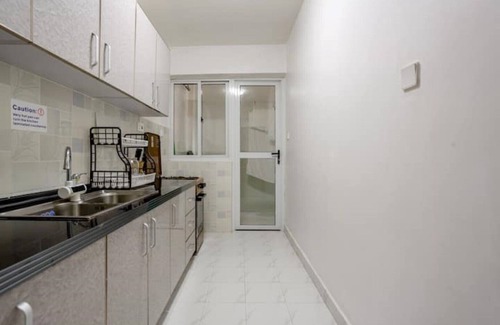 Kilimani Apartment | Family Friendly 2 BR Apt, Yaya Centre, Kilimani